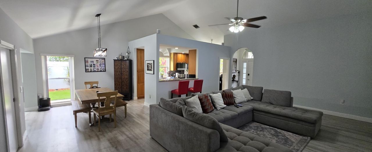 2285 Saratoga Lane, West Palm Beach, FL 33409 Photo