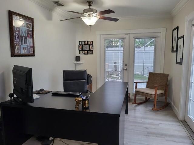 2285 Saratoga Lane, West Palm Beach, FL 33409 Photo