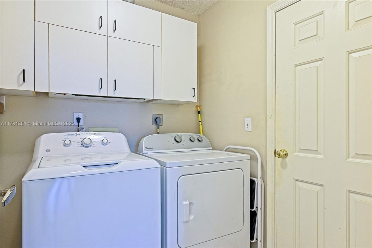 2592 SE 7th Ct, Homestead, FL 33033 Photo