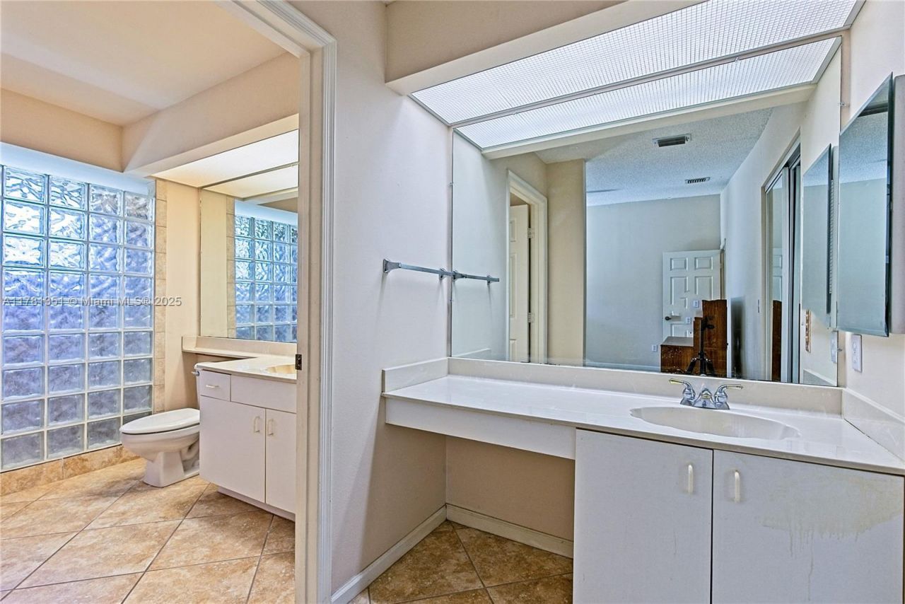 2592 SE 7th Ct, Homestead, FL 33033 Photo