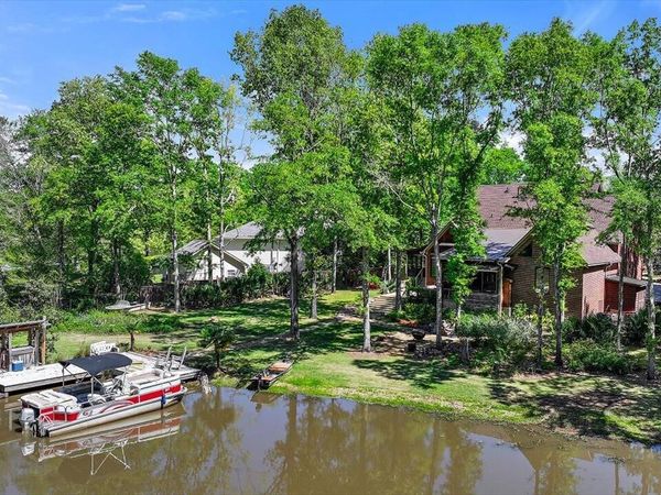 1109 Foxpoint, Brandon, MS 39047