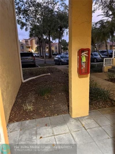 1094 Coral Club Drive, Unit 1094, Coral Springs, FL 33071 Photo