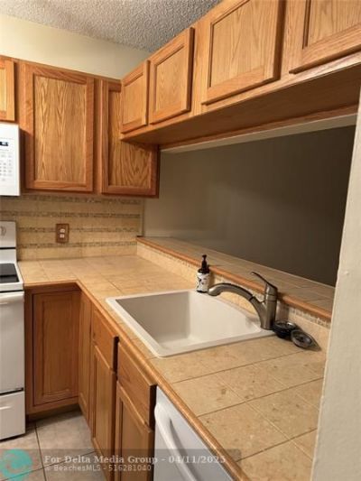 1094 Coral Club Drive, Unit 1094, Coral Springs, FL 33071 Photo