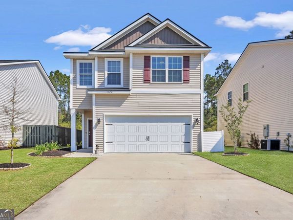572 Brightleaf Circle, Hinesville, GA 31313