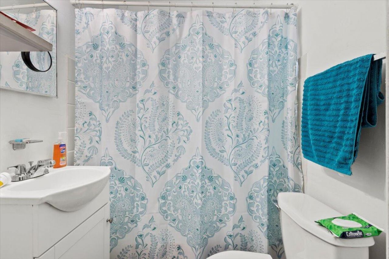 1504 N Sapodilla Avenue, West Palm Beach, FL 33401 Photo