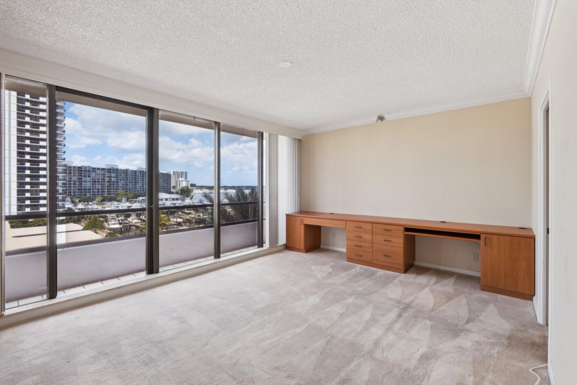 100 Lakeshore Drive, Unit 456, North Palm Beach, FL 33408 Photo