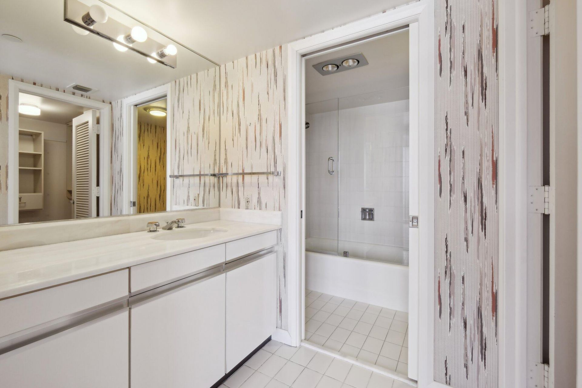 100 Lakeshore Drive, Unit 456, North Palm Beach, FL 33408 Photo