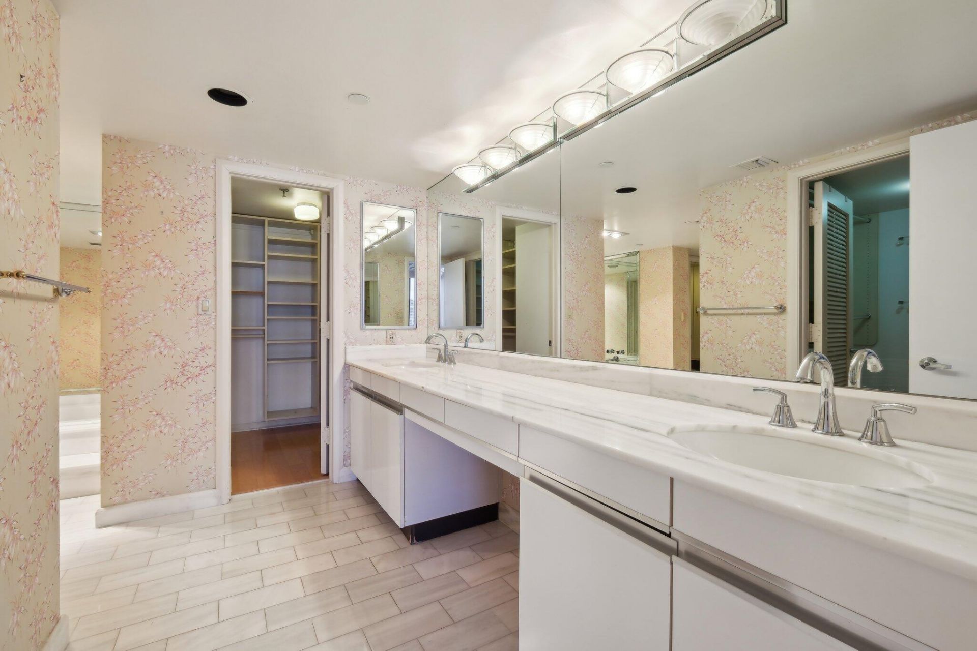 100 Lakeshore Drive, Unit 456, North Palm Beach, FL 33408 Photo