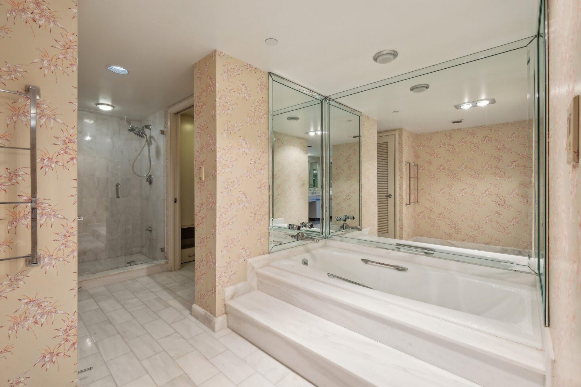 100 Lakeshore Drive, Unit 456, North Palm Beach, FL 33408 Photo