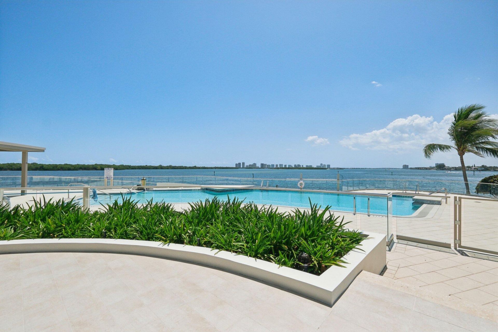 100 Lakeshore Drive, Unit 456, North Palm Beach, FL 33408 Photo