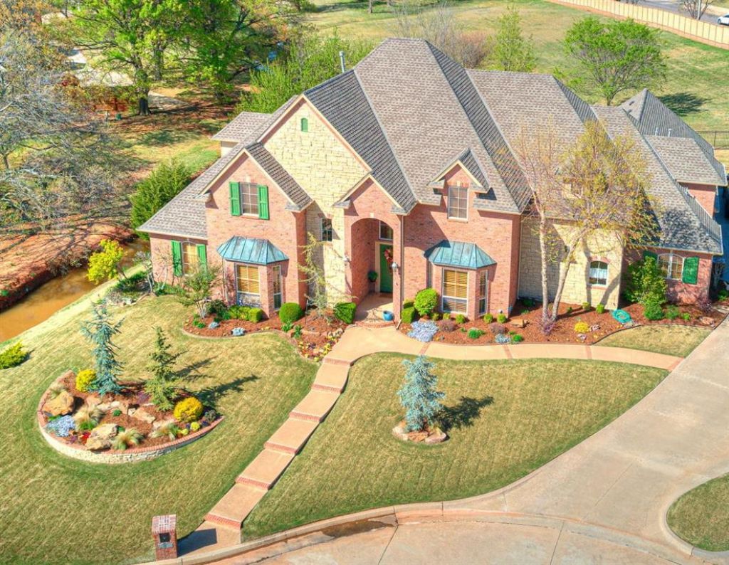 2109 Kingswood Circle, Oklahoma City, OK 73170 Main Photo