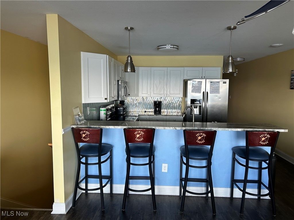 1262 Tri Motor Drive, Unit 110, Put in Bay, OH 43456 Main Photo