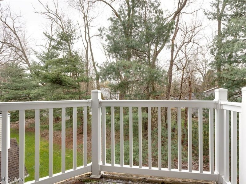 362 Village Pointe Drive, Akron, OH 44313 Photo 12