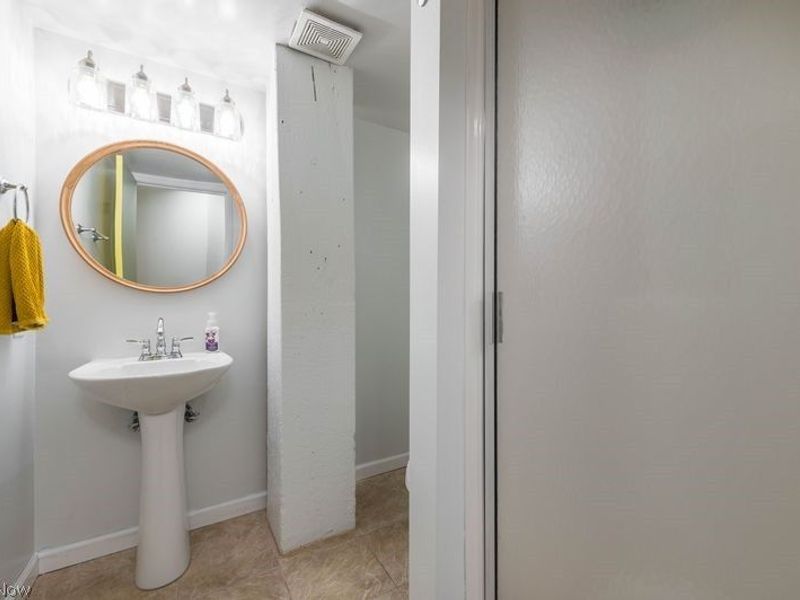 1133 W 9th Street, Unit 210, Cleveland, OH 44113 Photo 25
