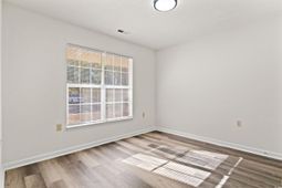 4251 Villas Dr. photo 4