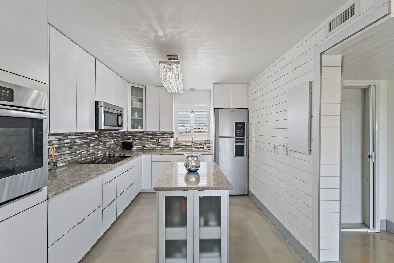 100 Waterway Road, Unit E305, Tequesta, FL 33469 Photo