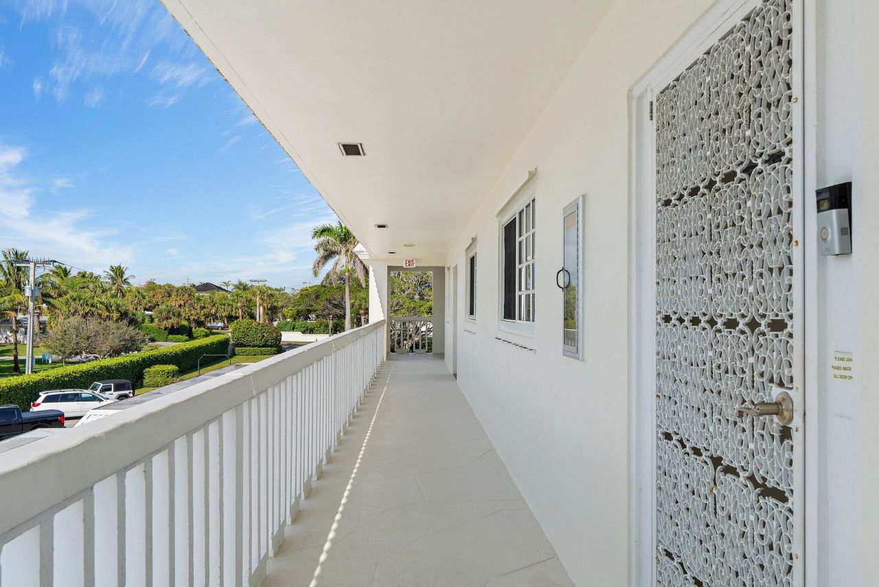 100 Waterway Road, Unit E305, Tequesta, FL 33469 Photo