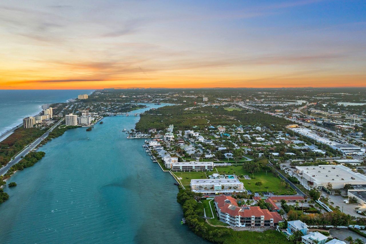 100 Waterway Road, Unit E305, Tequesta, FL 33469 Photo