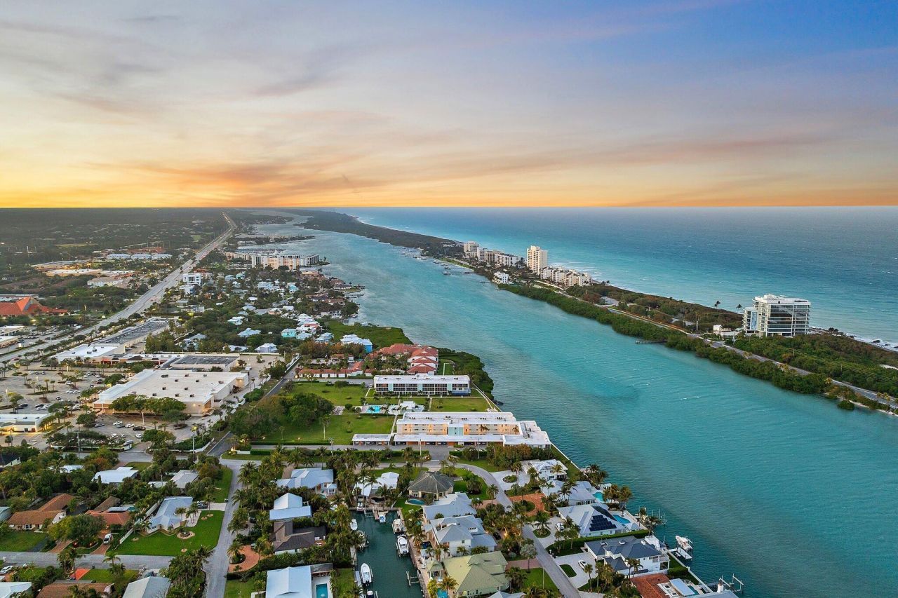 100 Waterway Road, Unit E305, Tequesta, FL 33469 Photo