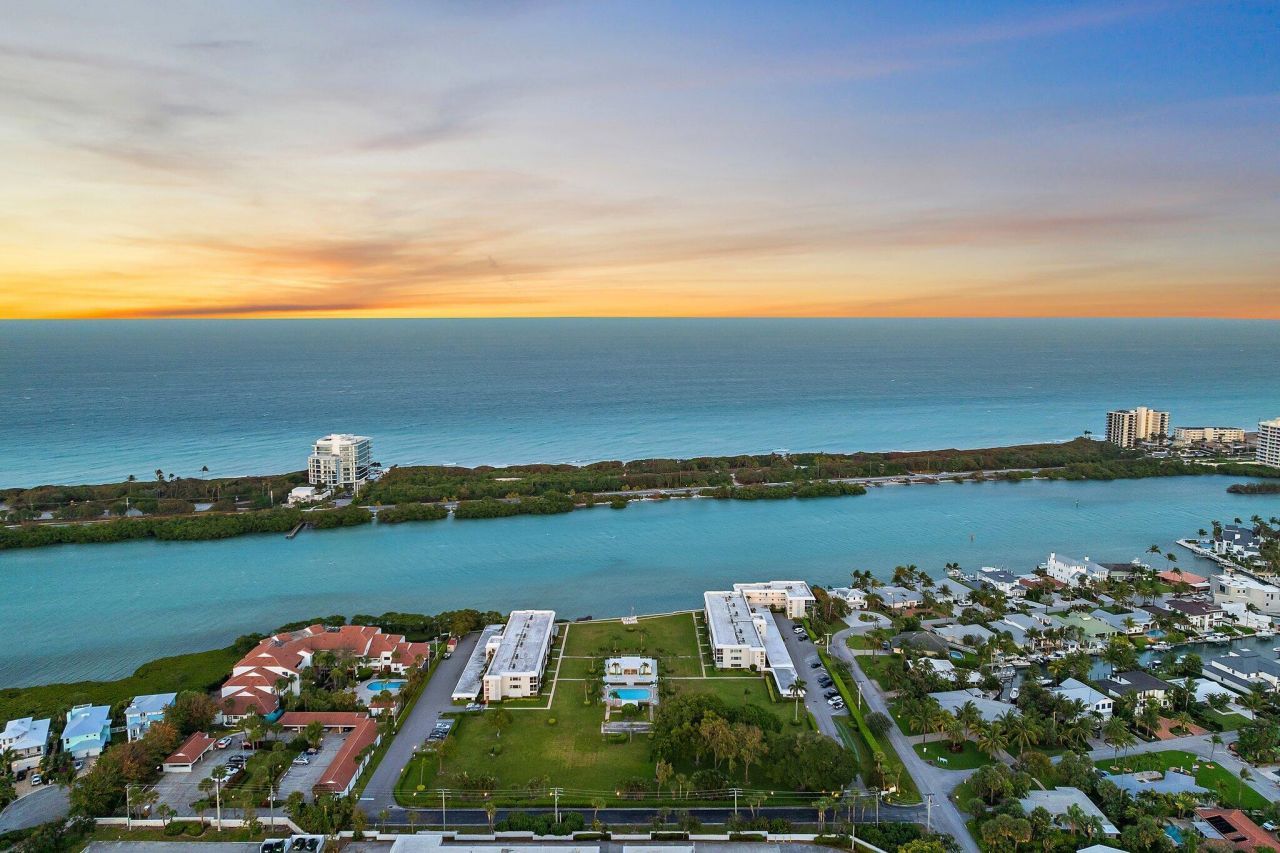 100 Waterway Road, Unit E305, Tequesta, FL 33469 Photo