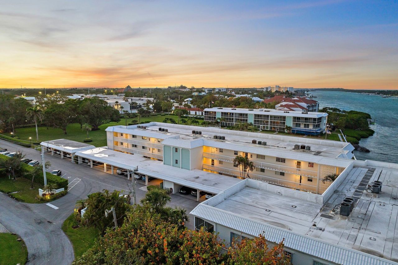 100 Waterway Road, Unit E305, Tequesta, FL 33469 Photo