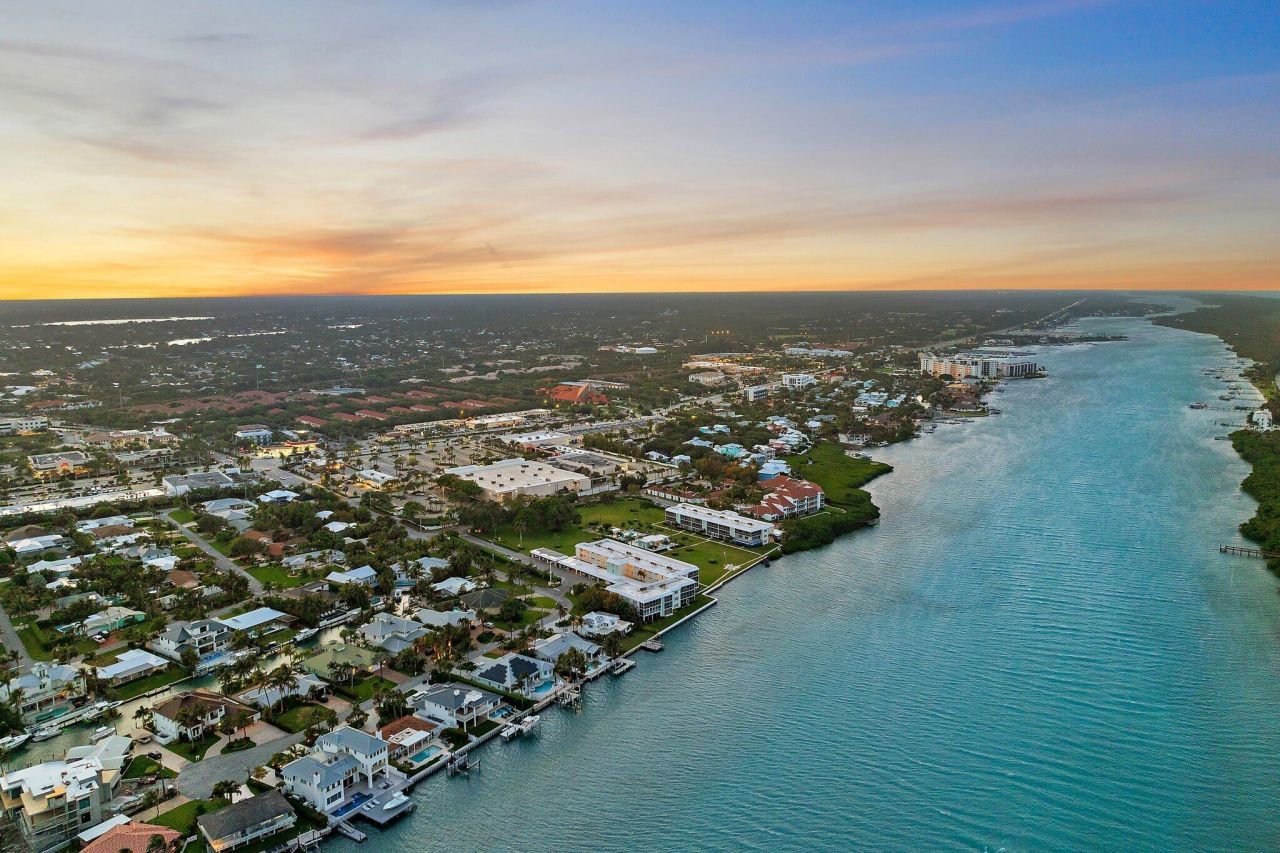 100 Waterway Road, Unit E305, Tequesta, FL 33469 Photo