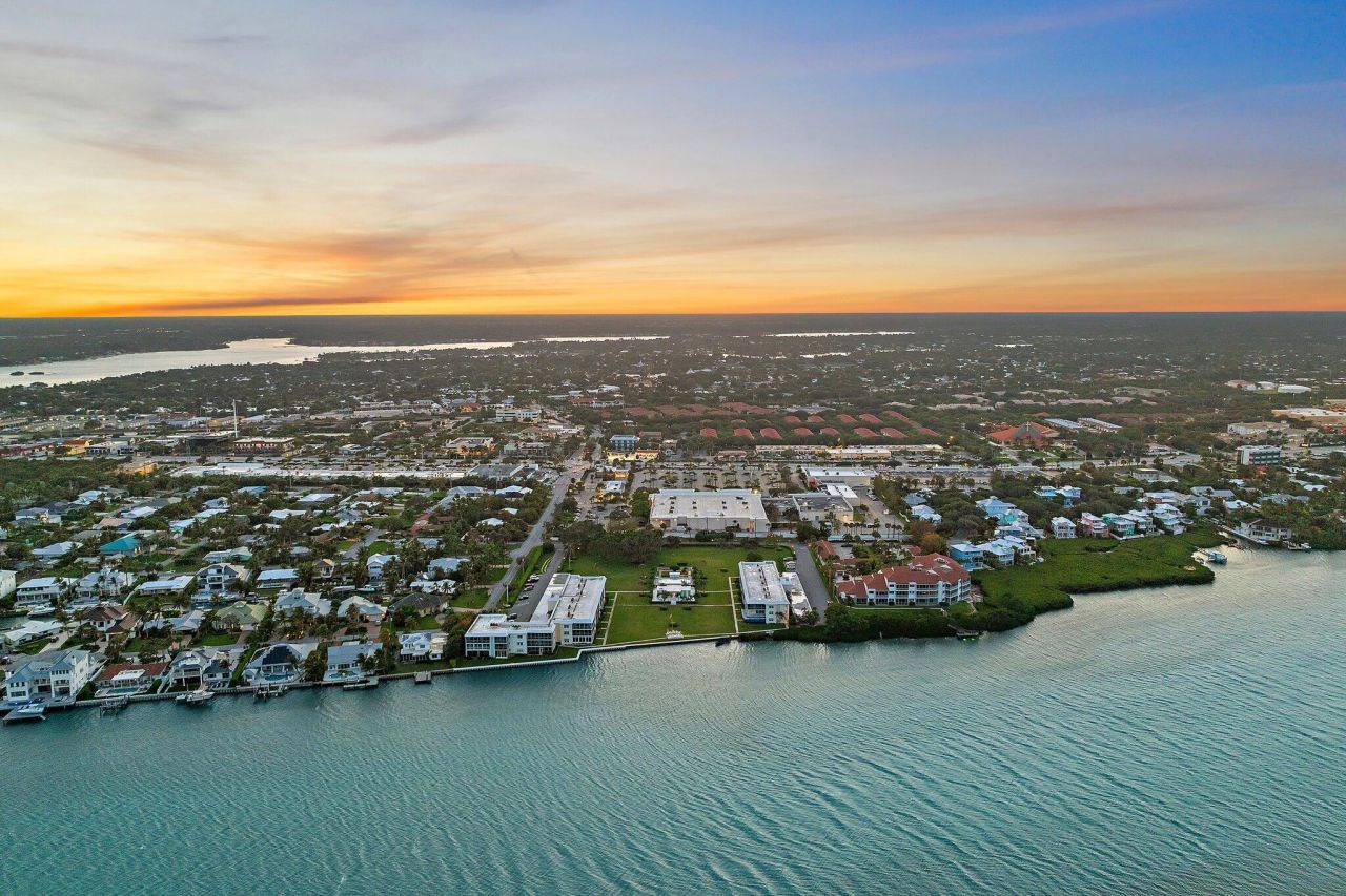 100 Waterway Road, Unit E305, Tequesta, FL 33469 Photo