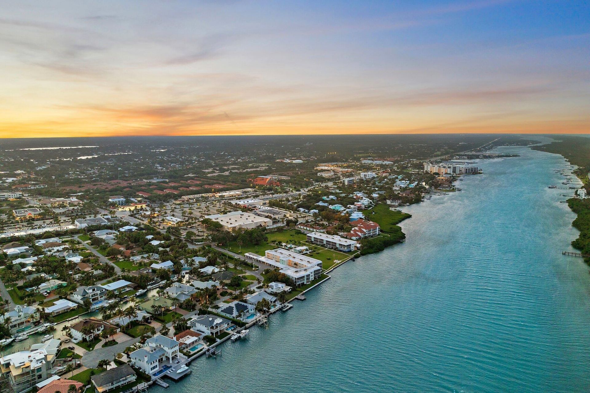 100 Waterway Road, Unit E305, Tequesta, FL 33469 Photo