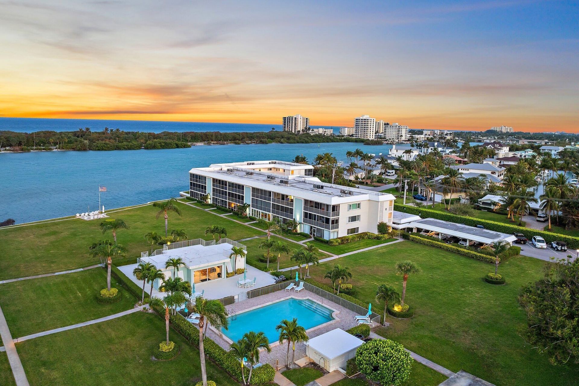 100 Waterway Road, Unit E305, Tequesta, FL 33469 Photo