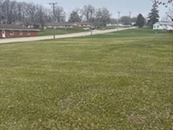 101 Thompson St NW, Hopkinton, IA 52237