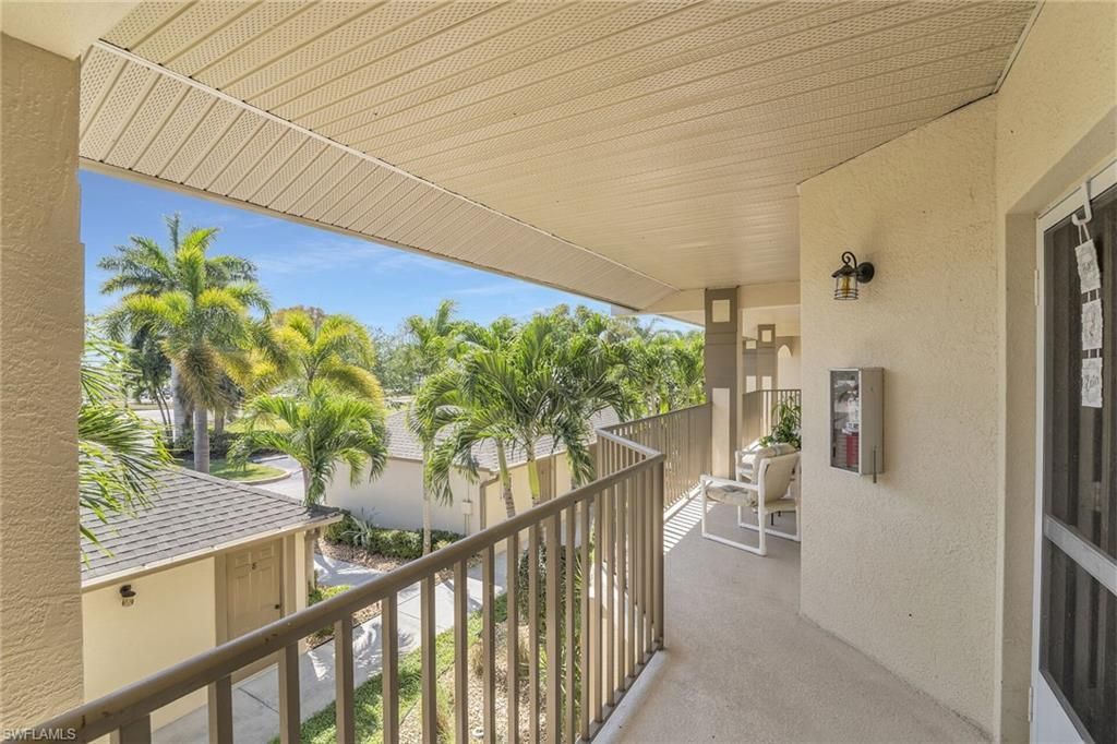 338 Newport Dr, Unit 1807, Naples, FL 34114 Photo