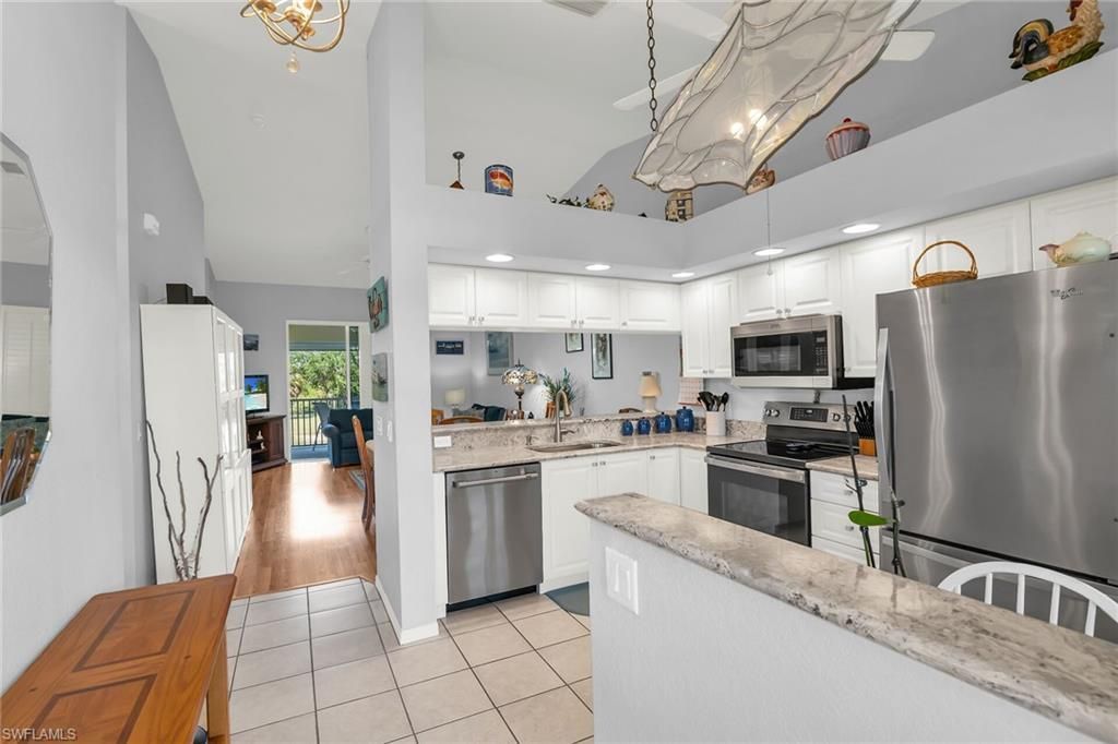338 Newport Dr, Unit 1807, Naples, FL 34114 Photo