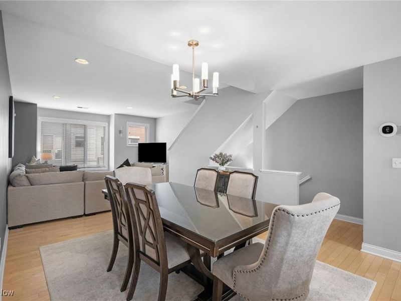 1451 Lindazzo Avenue, Cleveland, OH 44114 Photo 12