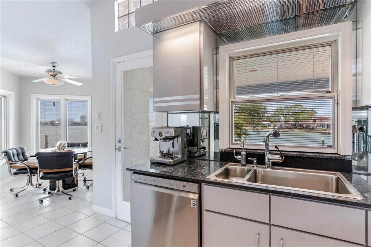 17382 Kennedy Drive, North Redington Beach, FL 33708 Photo