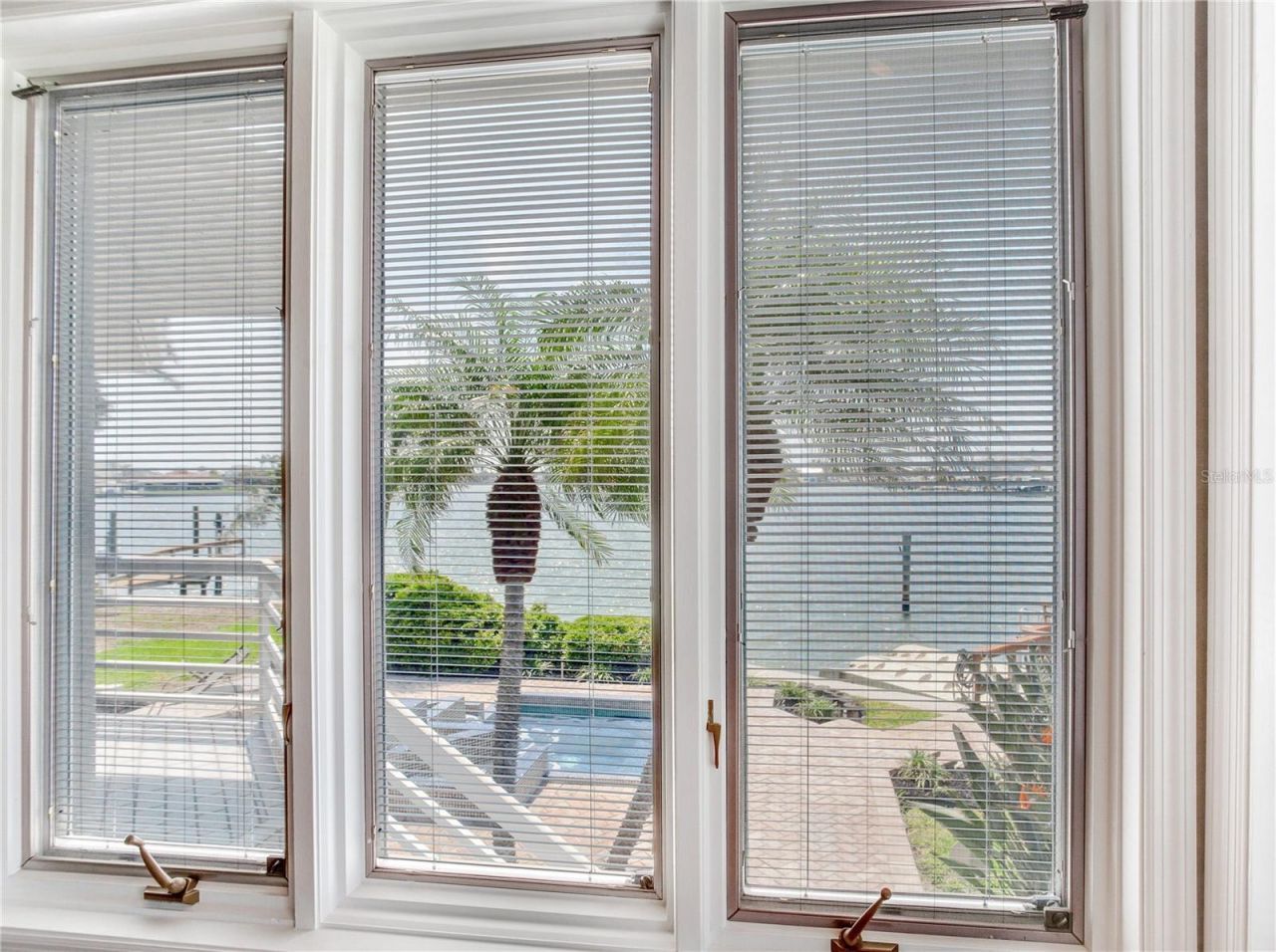 17382 Kennedy Drive, North Redington Beach, FL 33708 Photo