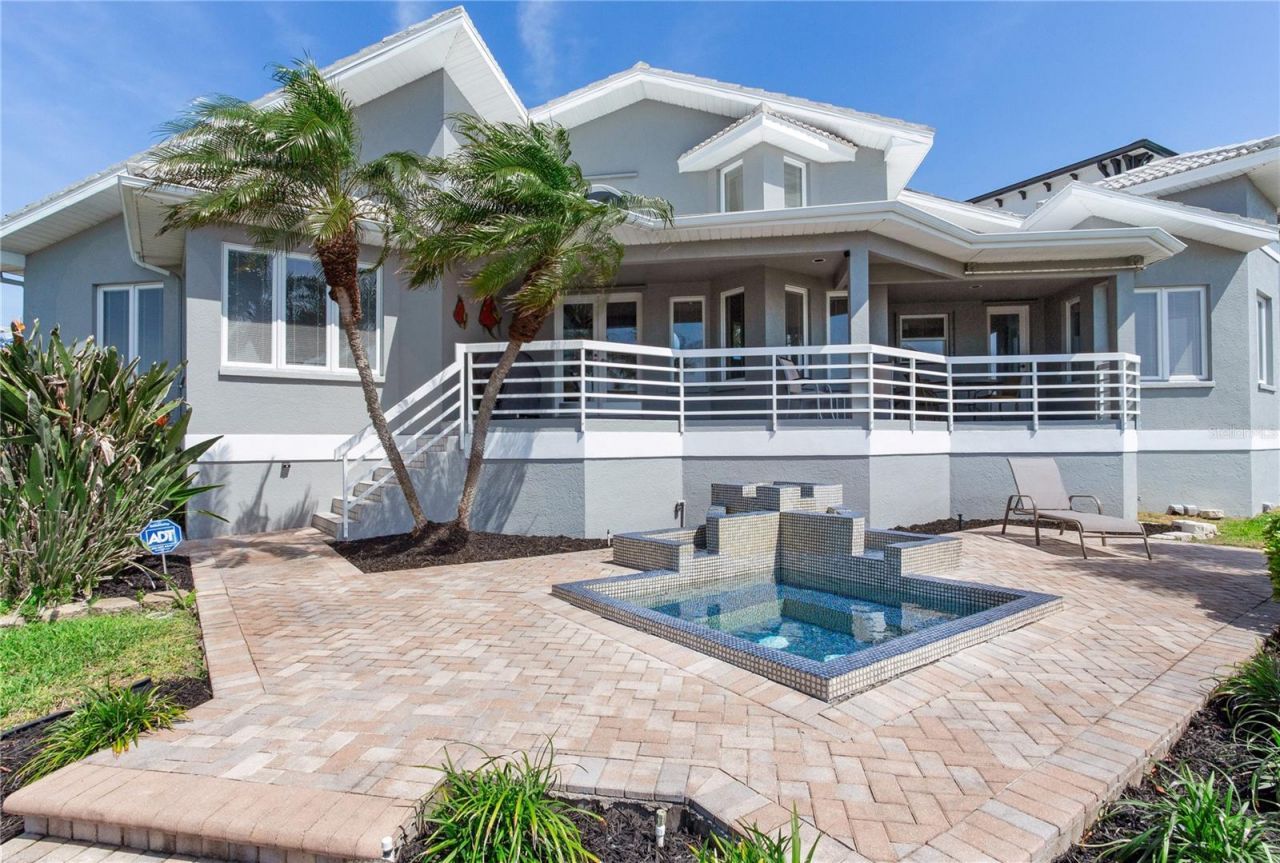 17382 Kennedy Drive, North Redington Beach, FL 33708 Photo