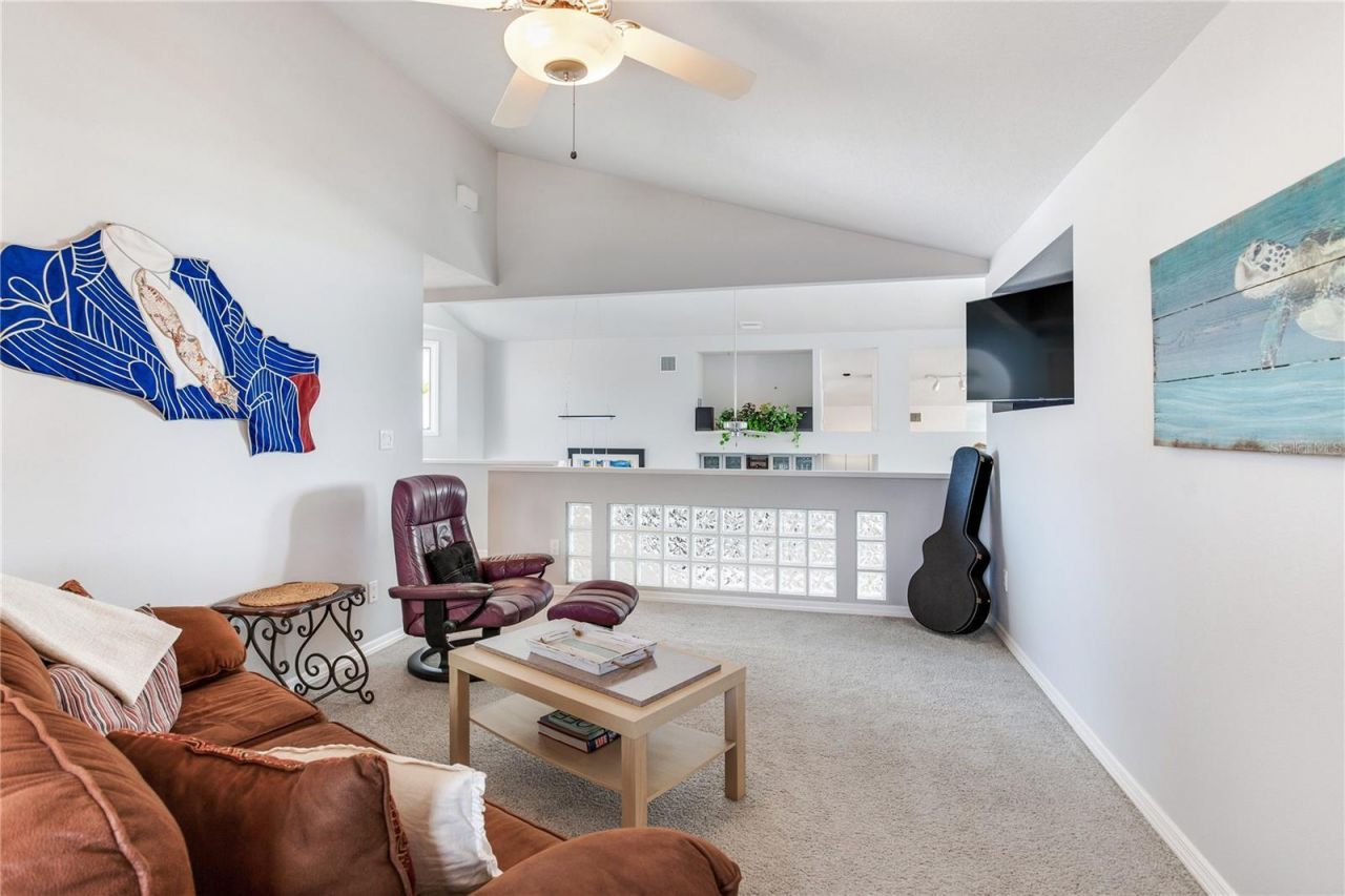 17382 Kennedy Drive, North Redington Beach, FL 33708 Photo