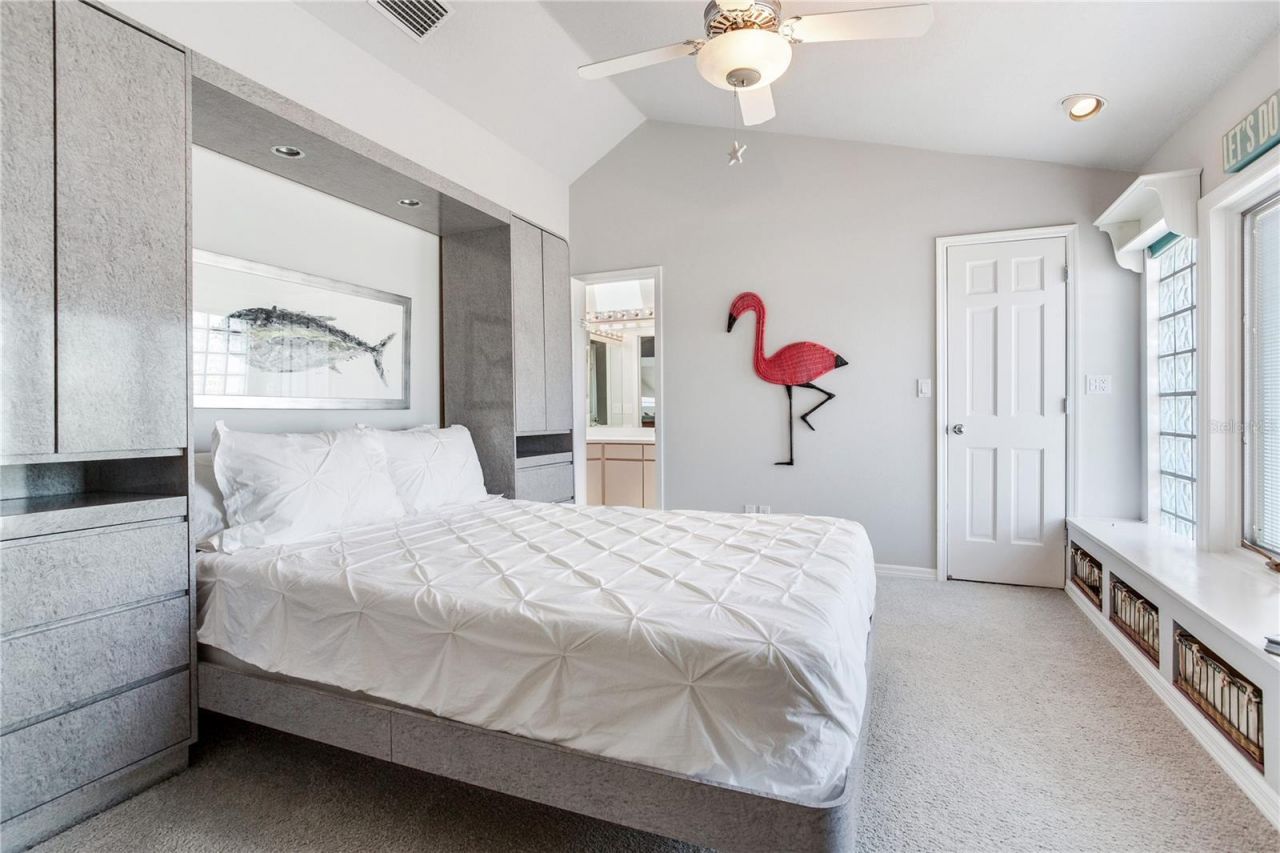 17382 Kennedy Drive, North Redington Beach, FL 33708 Photo