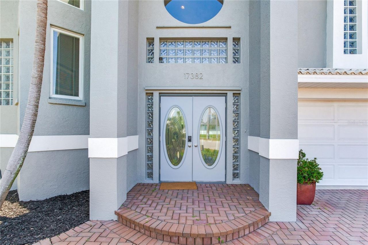 17382 Kennedy Drive, North Redington Beach, FL 33708 Photo
