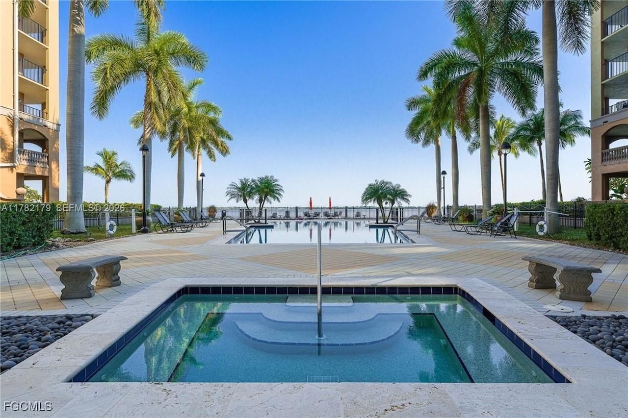 2825 Palm Beach Blvd, Unit 418, Fort Myers, FL 33916 Photo