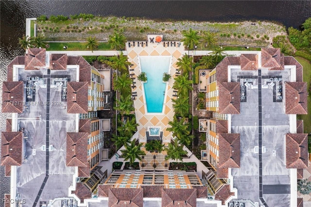 2825 Palm Beach Blvd, Unit 418, Fort Myers, FL 33916 Photo