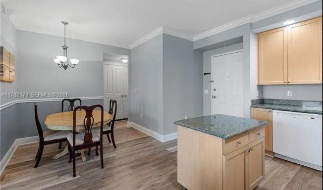 2825 Palm Beach Blvd, Unit 418, Fort Myers, FL 33916 Photo