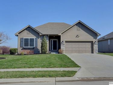 20506 Taylor Street, Omaha, NE 68022