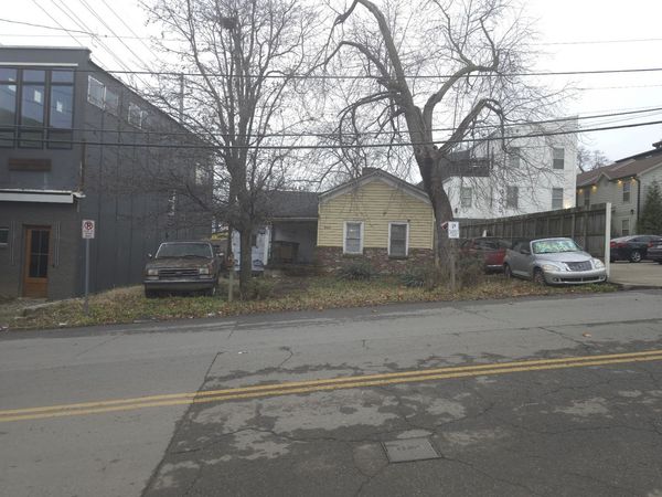903 19th Ave N, Nashville, TN 37208