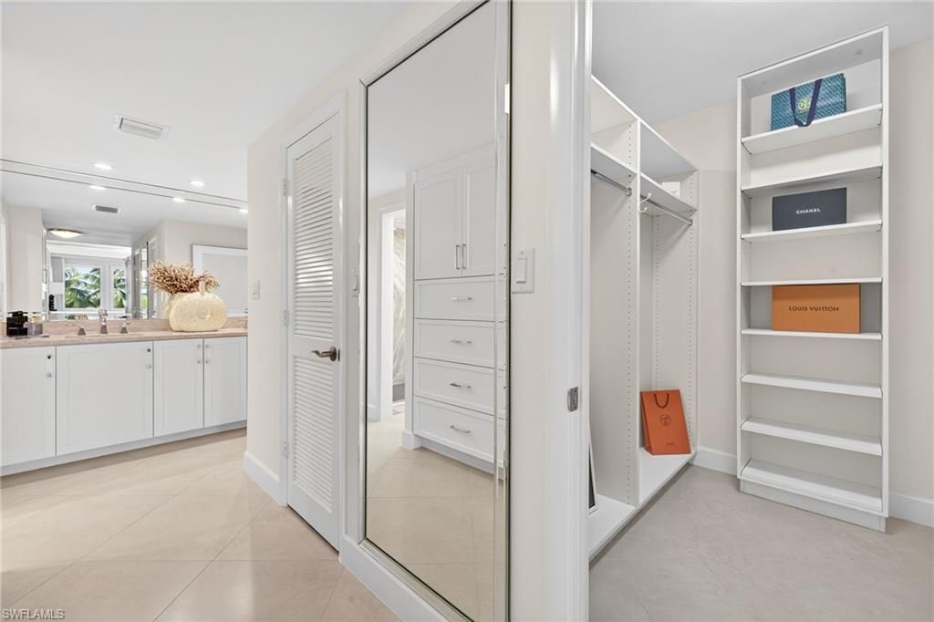 4031 Gulf Shore Blvd N, Unit 3E, Naples, FL 34103 Photo