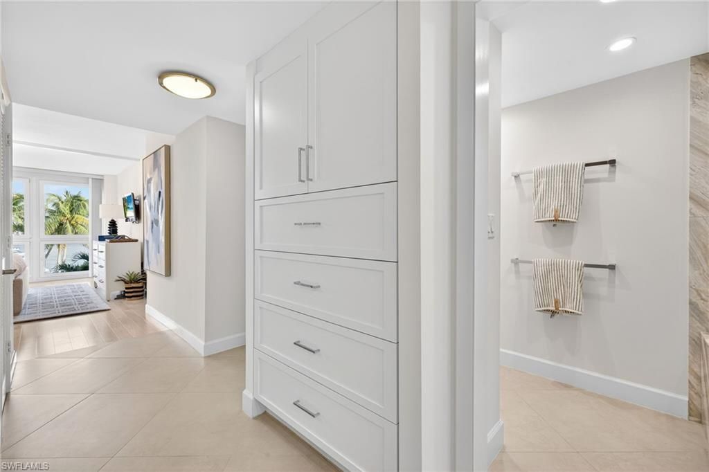 4031 Gulf Shore Blvd N, Unit 3E, Naples, FL 34103 Photo