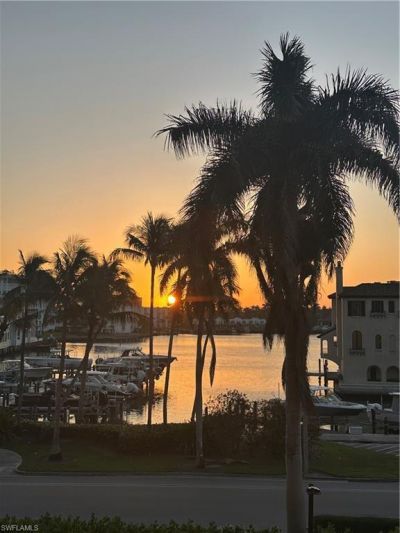 4031 Gulf Shore Blvd N, Unit 3E, Naples, FL 34103 Photo