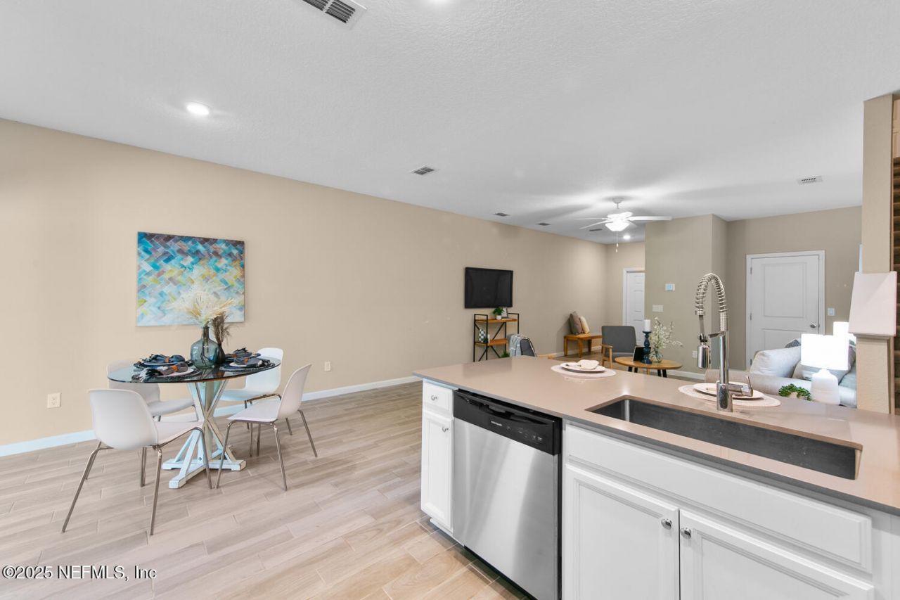 2627 Sandy Dune Drive, Jacksonville, FL 32233 Photo
