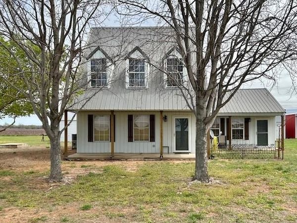 713 Whispering Water Drive, Fort Cobb, OK 73038