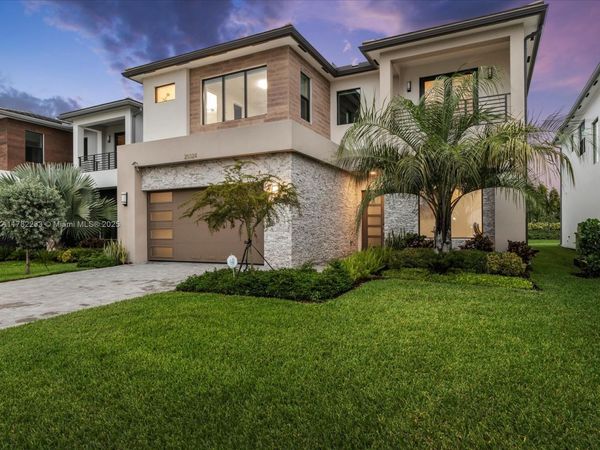 20324 Castle Stuart Ave, Boca Raton, FL 33434